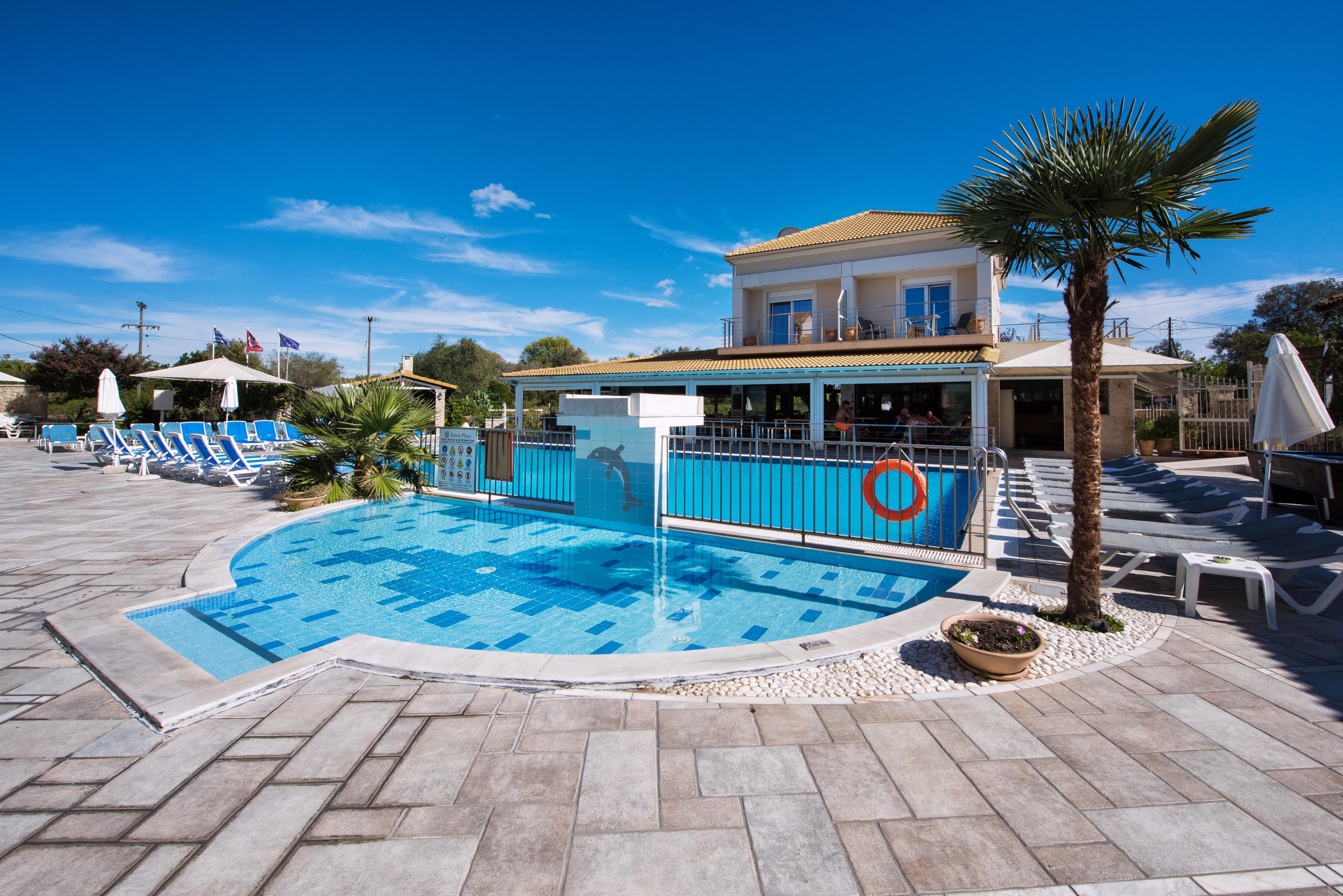 Kavos Plaza Hotel Dış mekan fotoğraf