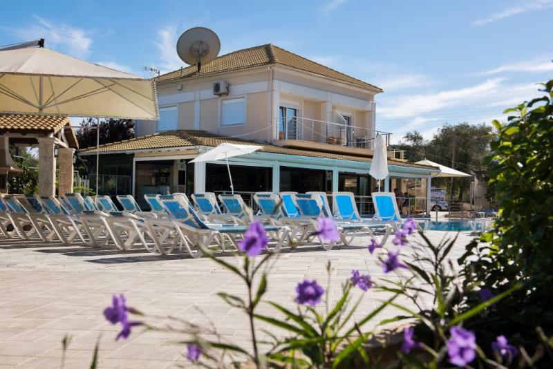 Kavos Plaza Hotel Dış mekan fotoğraf